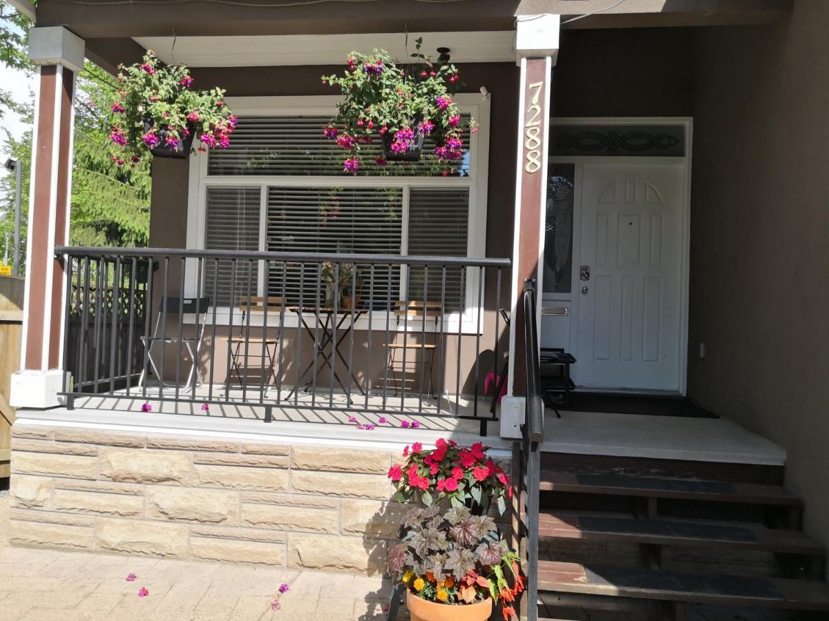 Three Kittens Guesthouse Burnaby Exterior photo